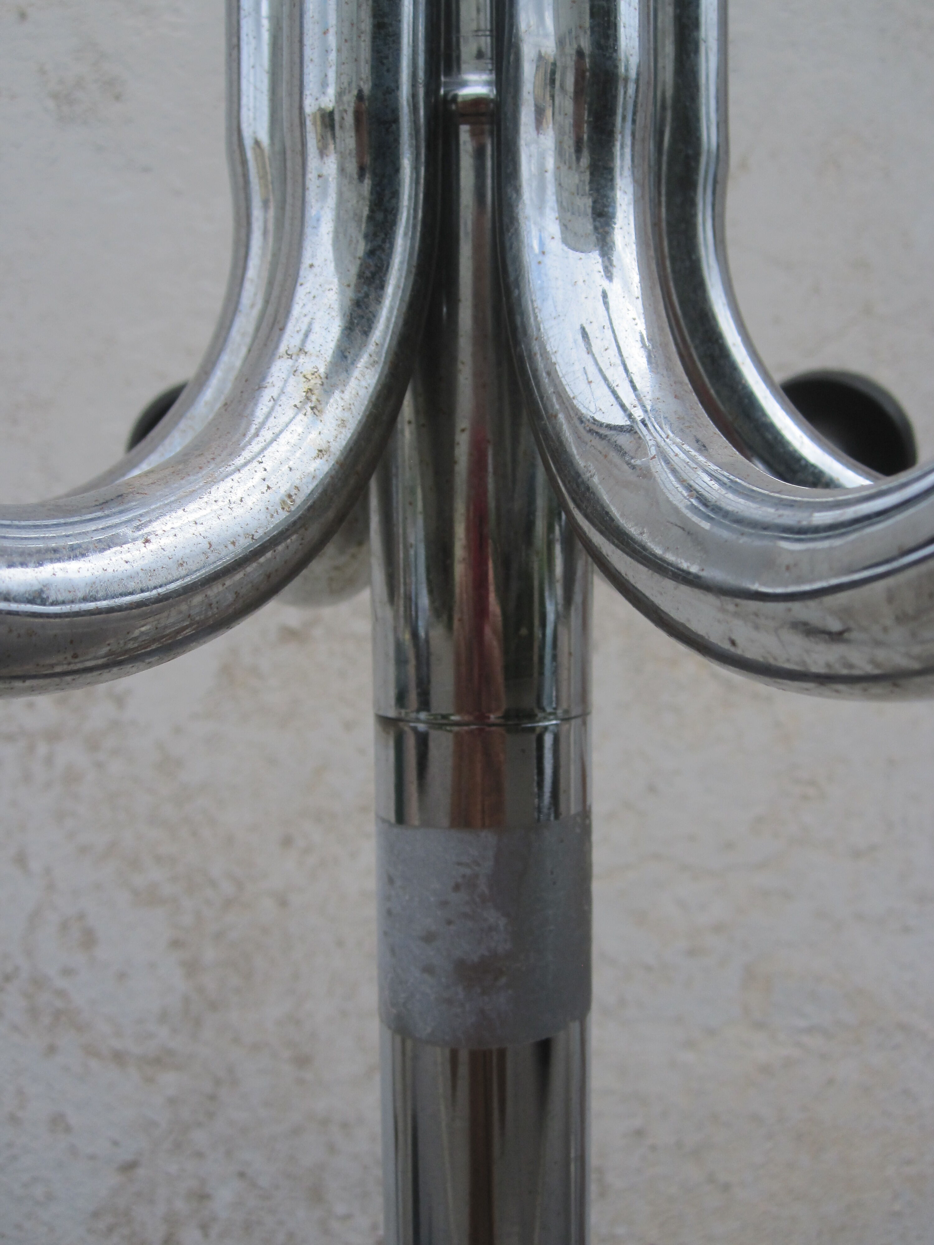 Coatrack chromed metal parrot