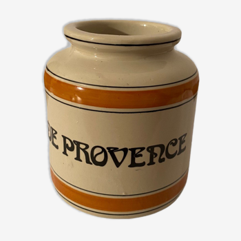 Pot à herbes de provence