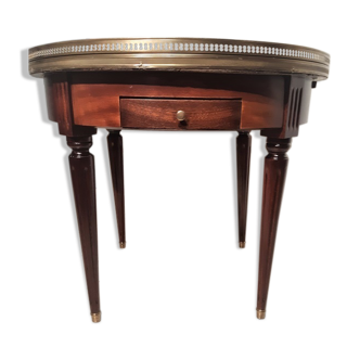 Table basse acajou style bouillotte Louis XVI