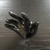 Black hand soliflore