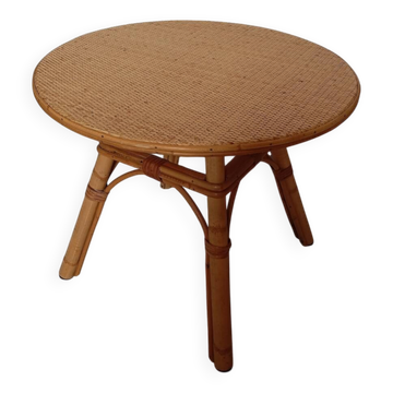 Table basse en rotin