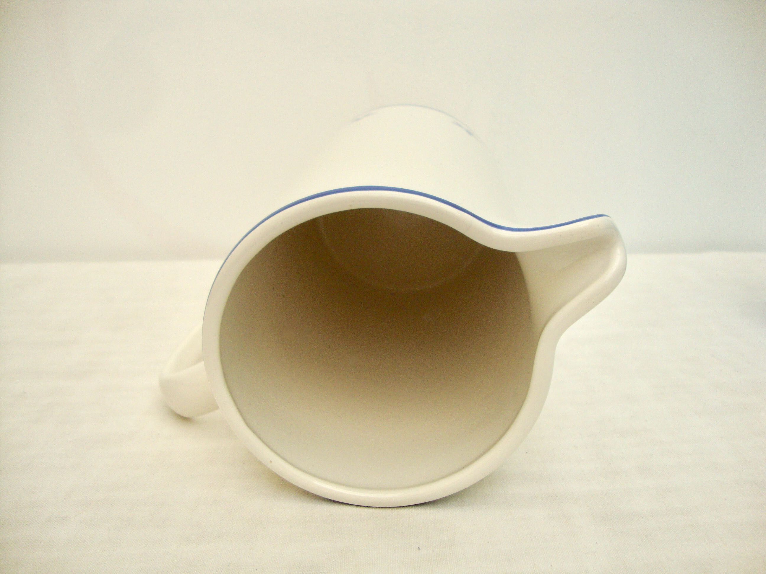 Broc in Romanian earthenware