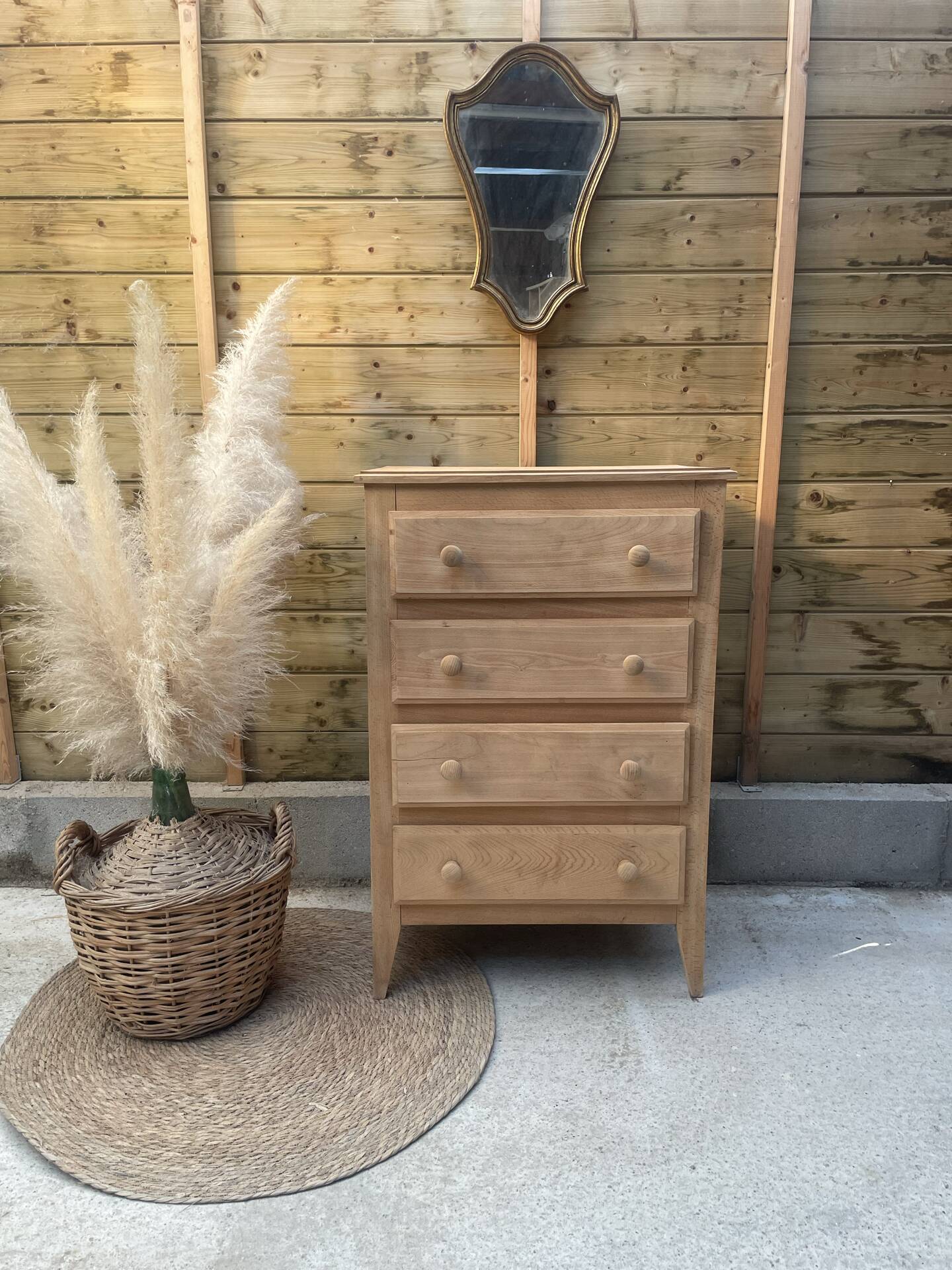 Parisian chest of drawers