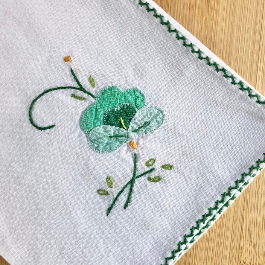 6 hand-embroidered vintage towels