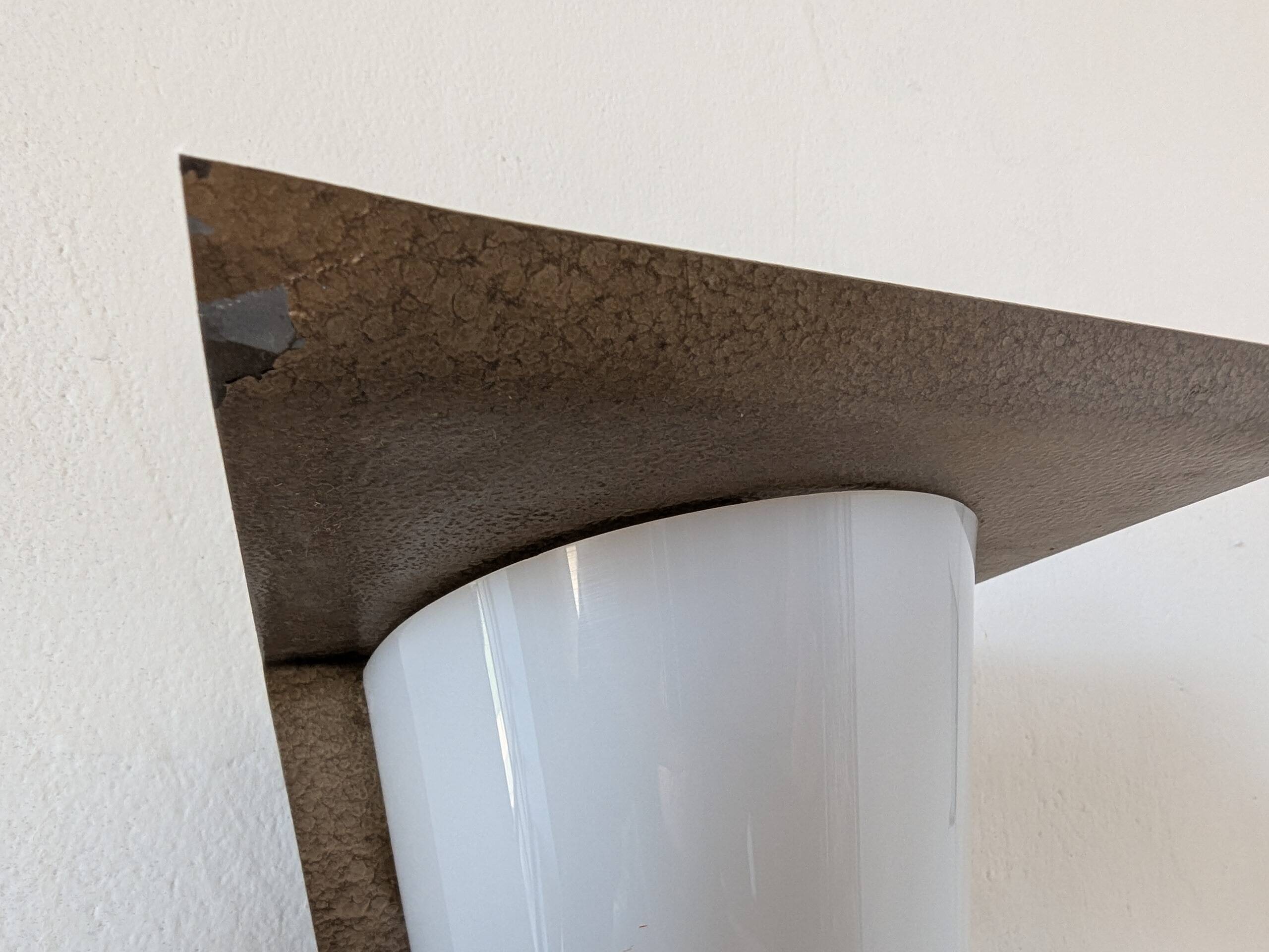 Pair of wall lights from the 50s/60s, metal and perspex.