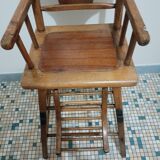 Chaise haute ancienne