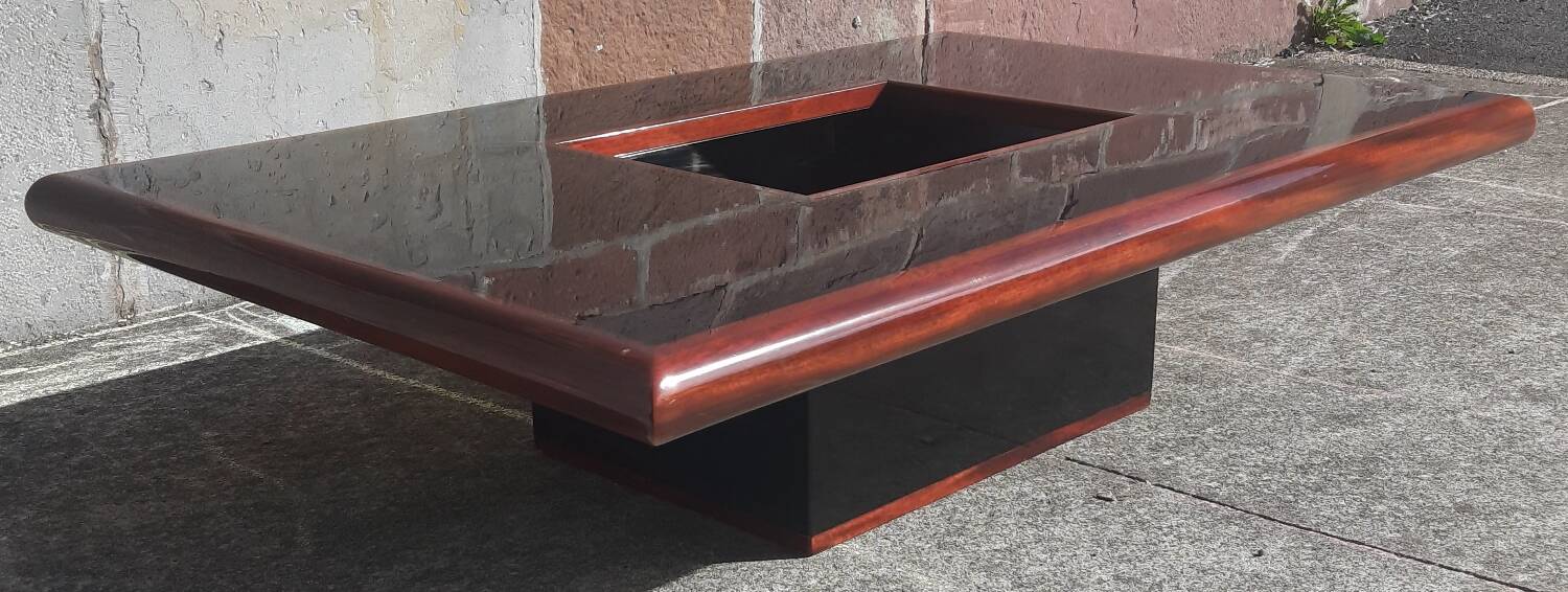 Signed coffee table (Jean Claude Mahey, 70s)