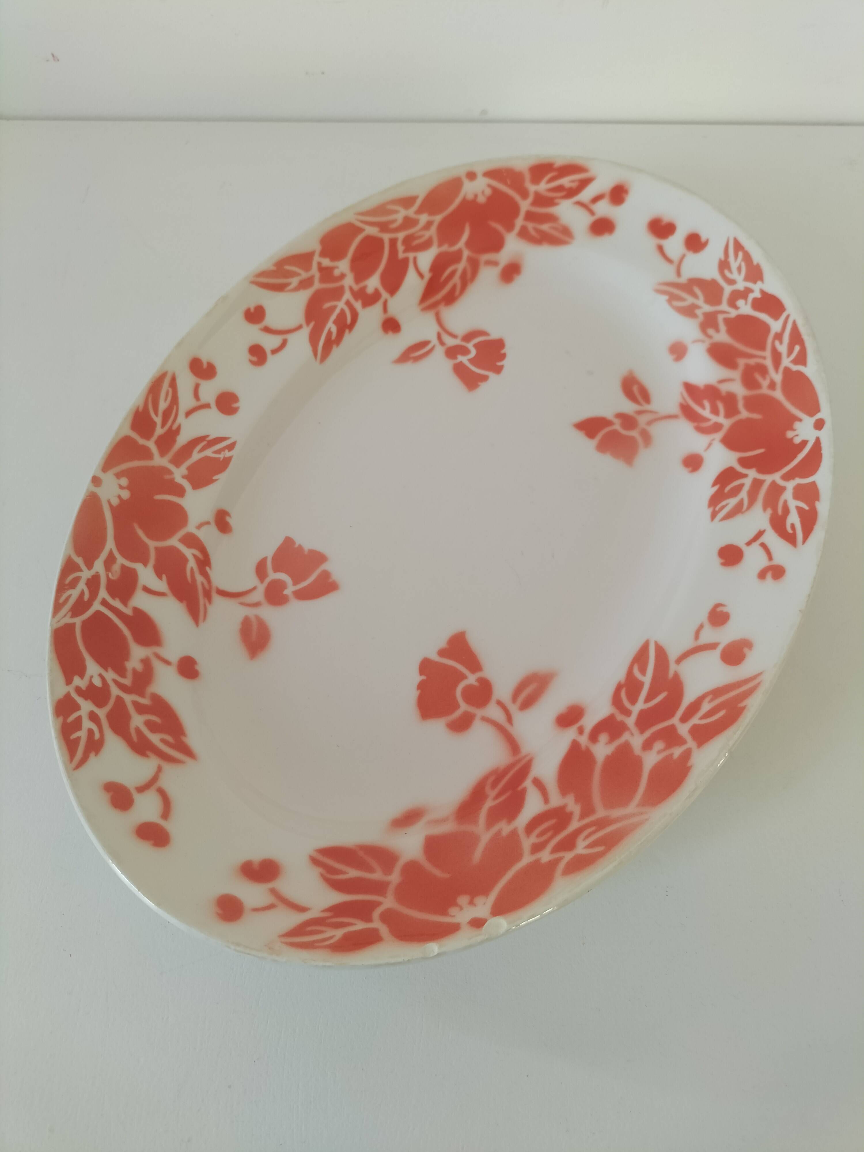 oval dish Moulin des Loups model René