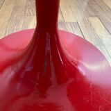 Pair of low tulip stools in red metal 1970