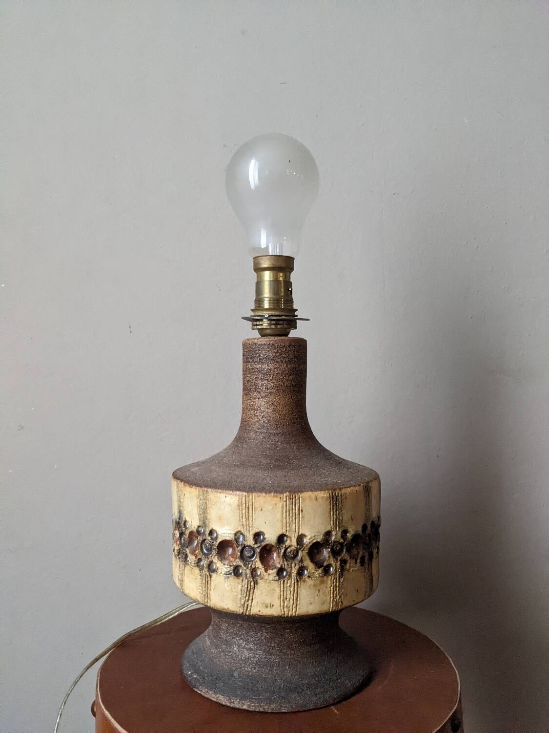 Lamp base in stoneware, handcrafted, bohemian Scandinavian style.