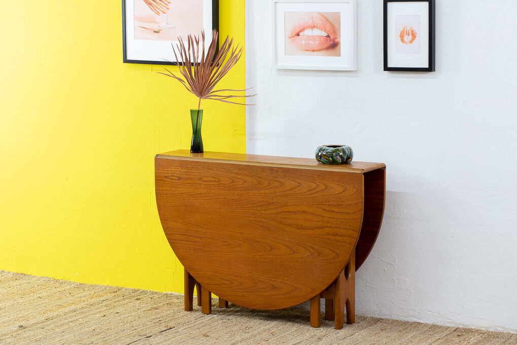 Scandinavian table – 154 cm