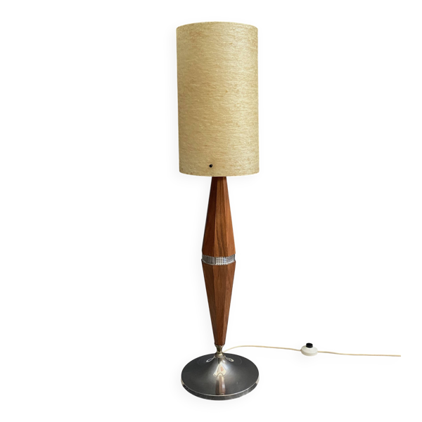 Lampe sur pied en bois rare avec base contre diabolo des années 1960