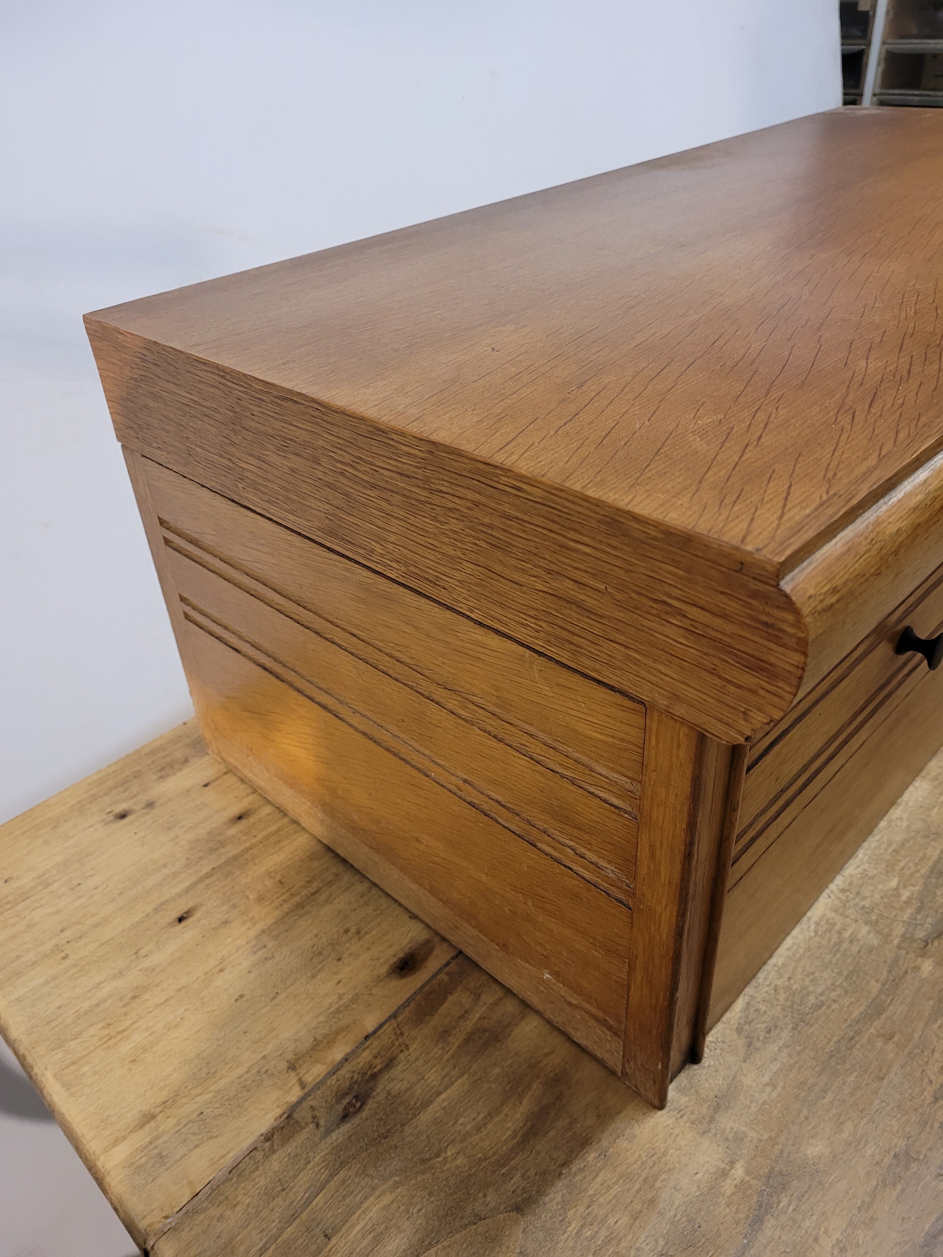 Oak drawer cabinet