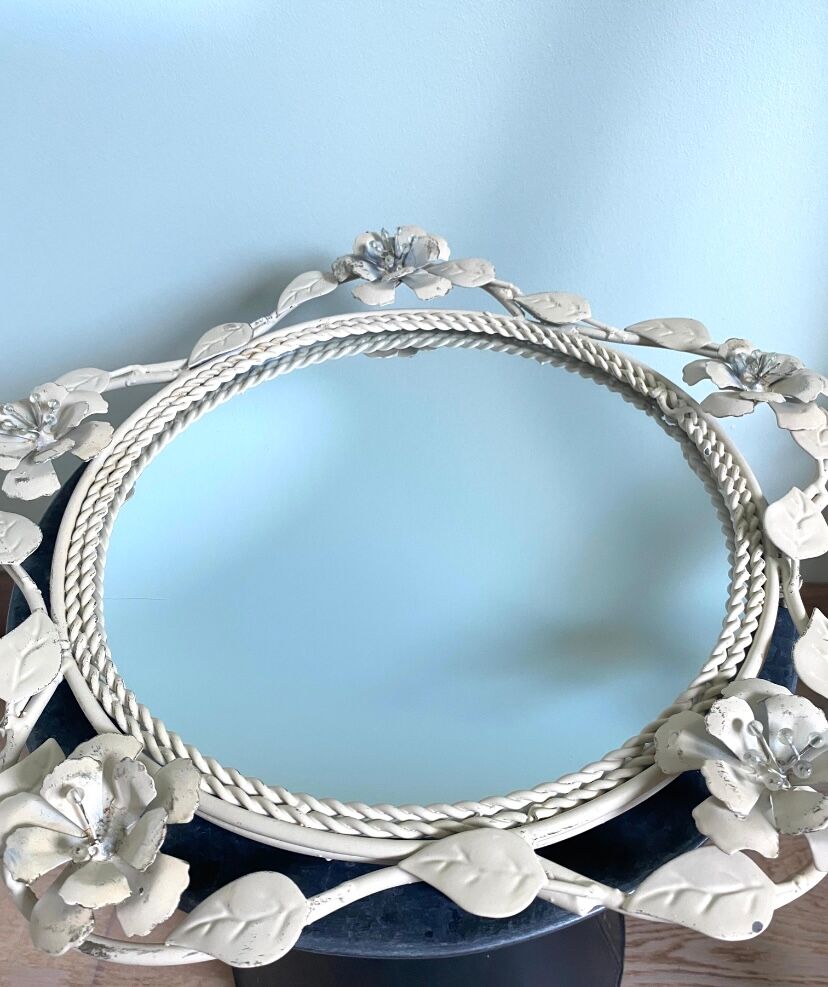 Metal mirror 60s 40cm
