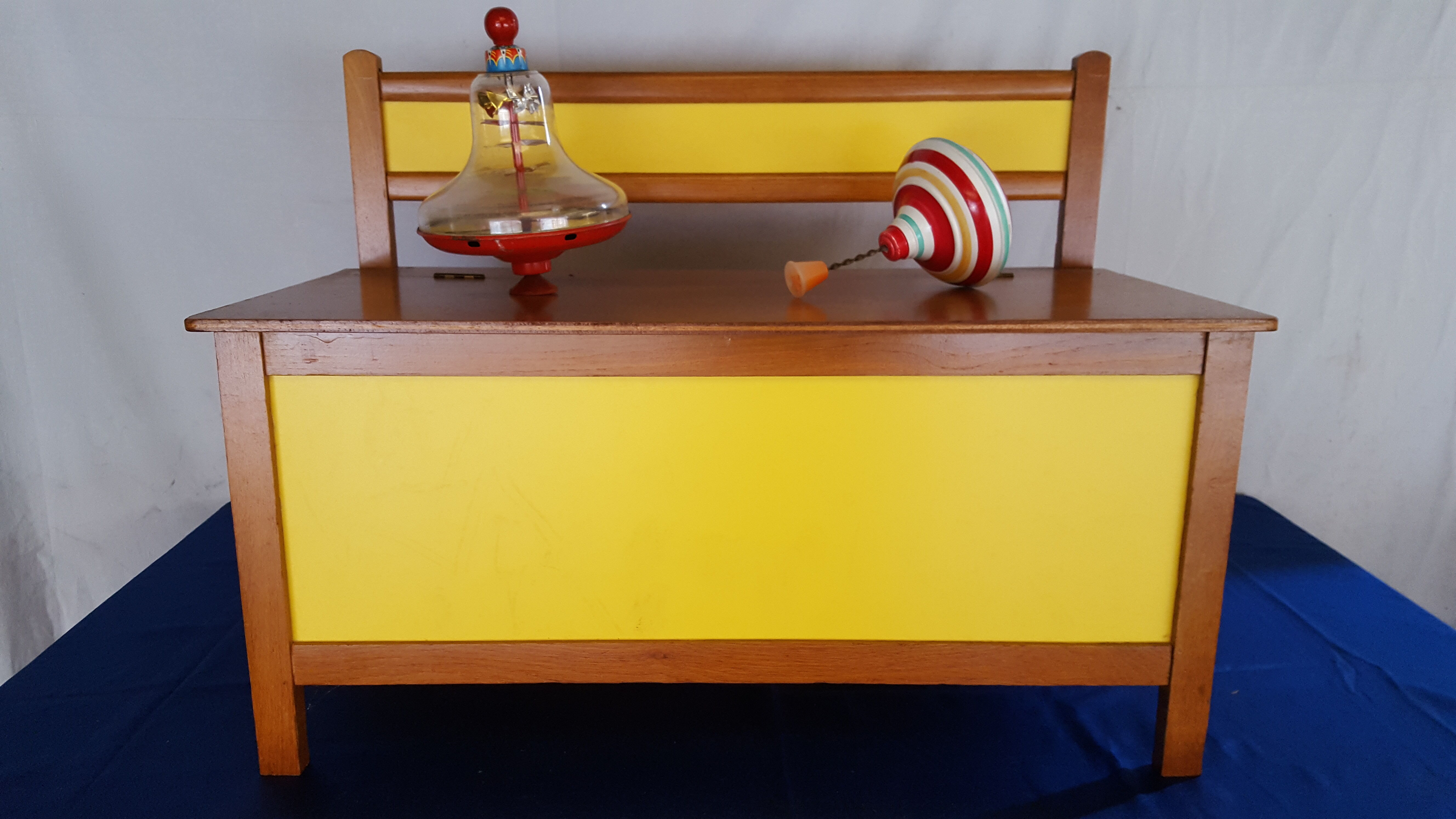 Chest of the 60