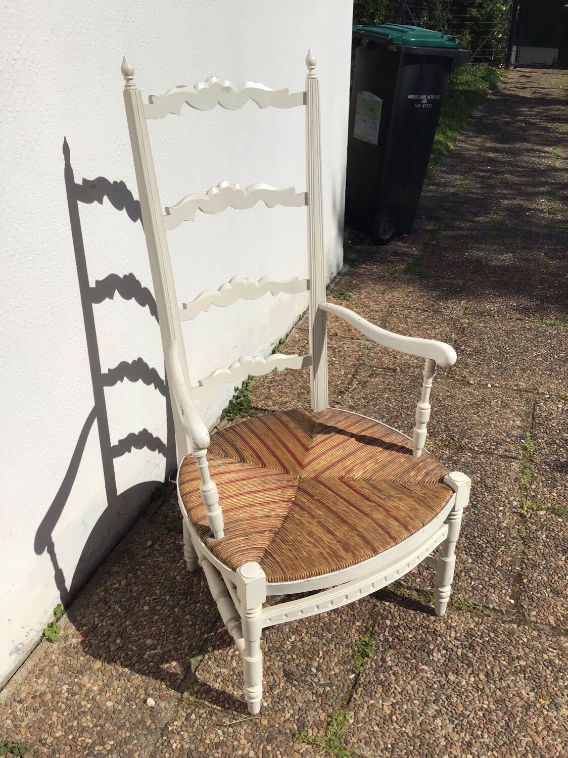 Provencal armchair