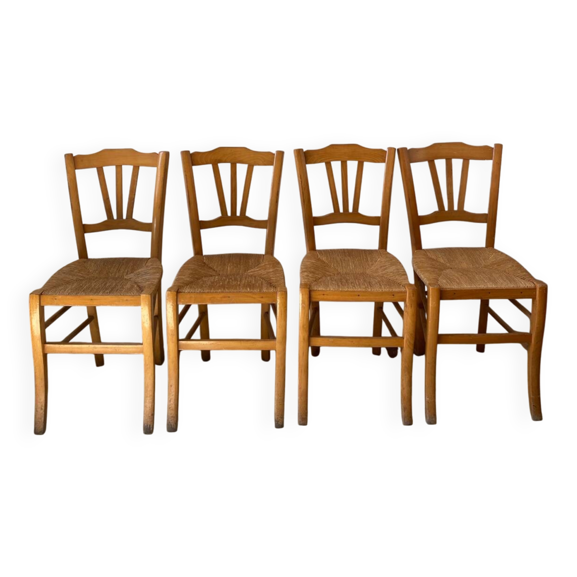 Lot 4 chaises paillées