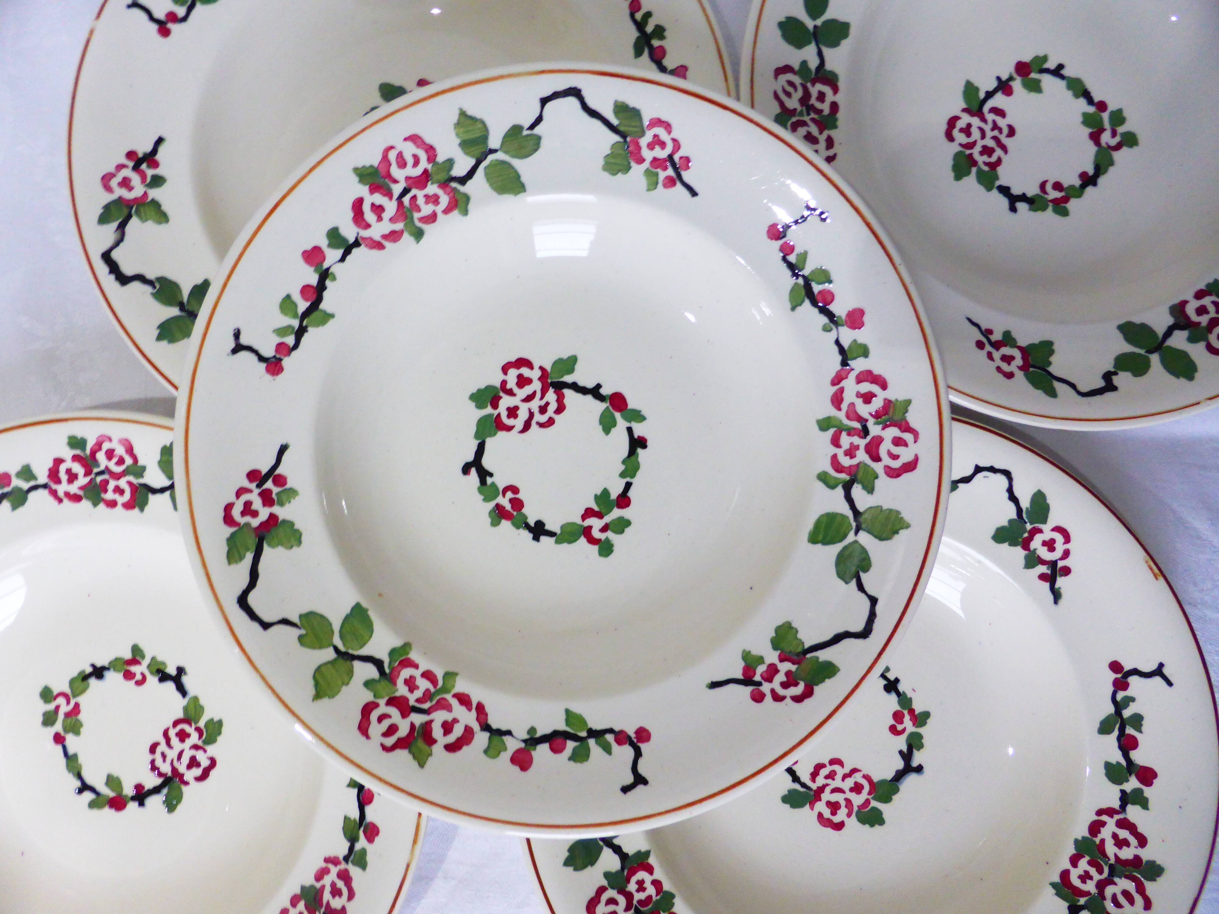 5 Longwy soup plates, Aupébines model