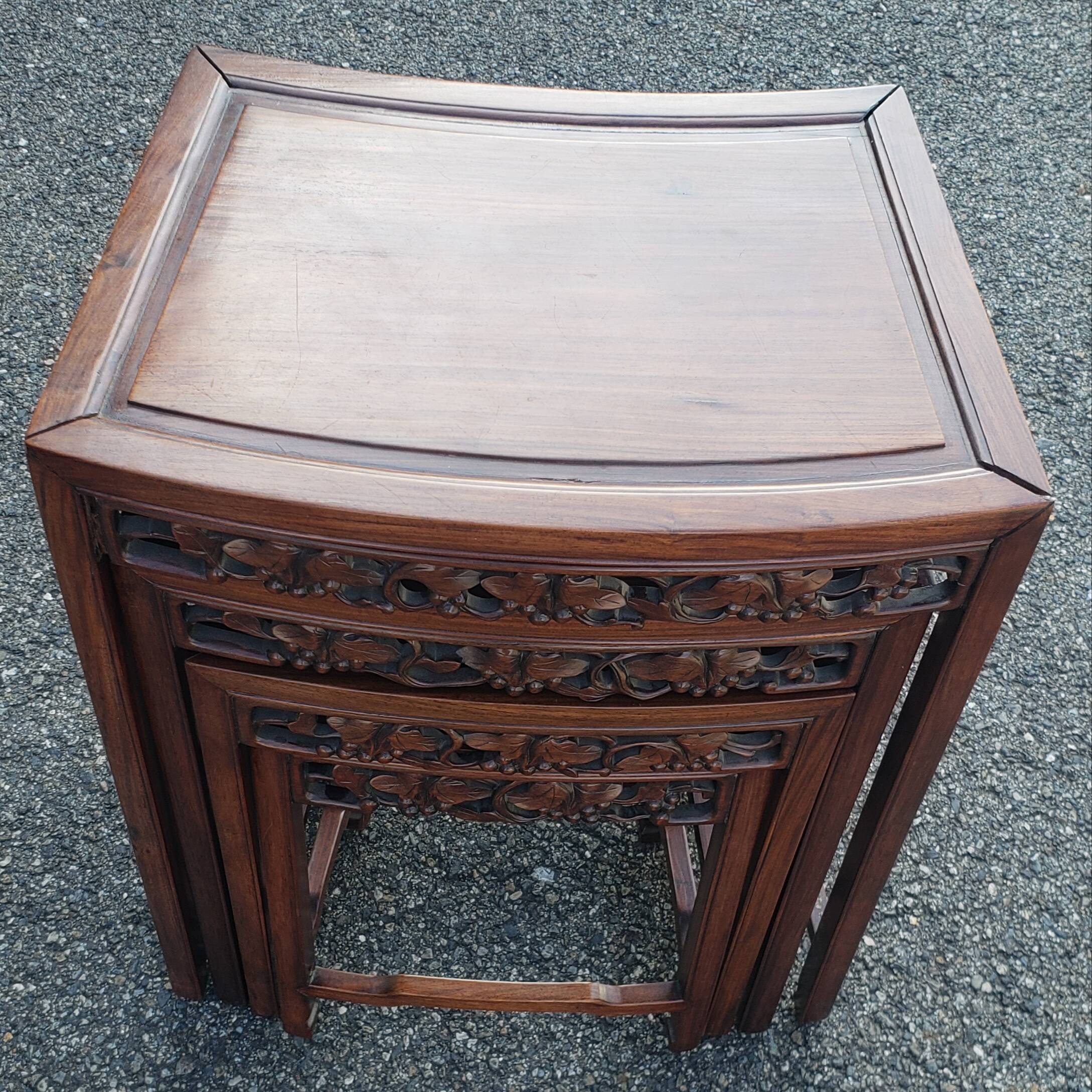 Nesting Tables Curved Tops
