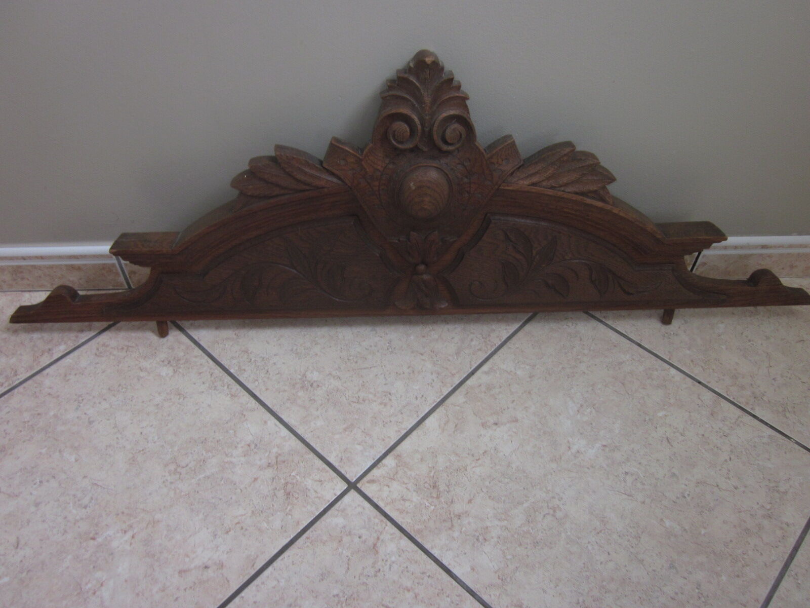 Former fronton in oak