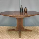 Mid-century extendable dining table