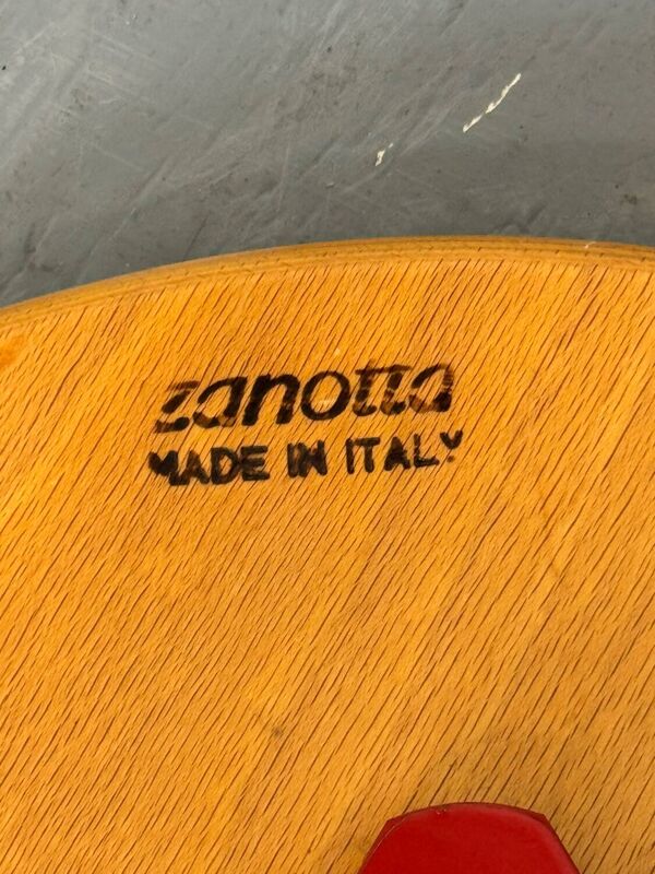 Tabouret pivotant moderniste italien par D'Urbino & Lomazzi, De Pas pour Zanotta,