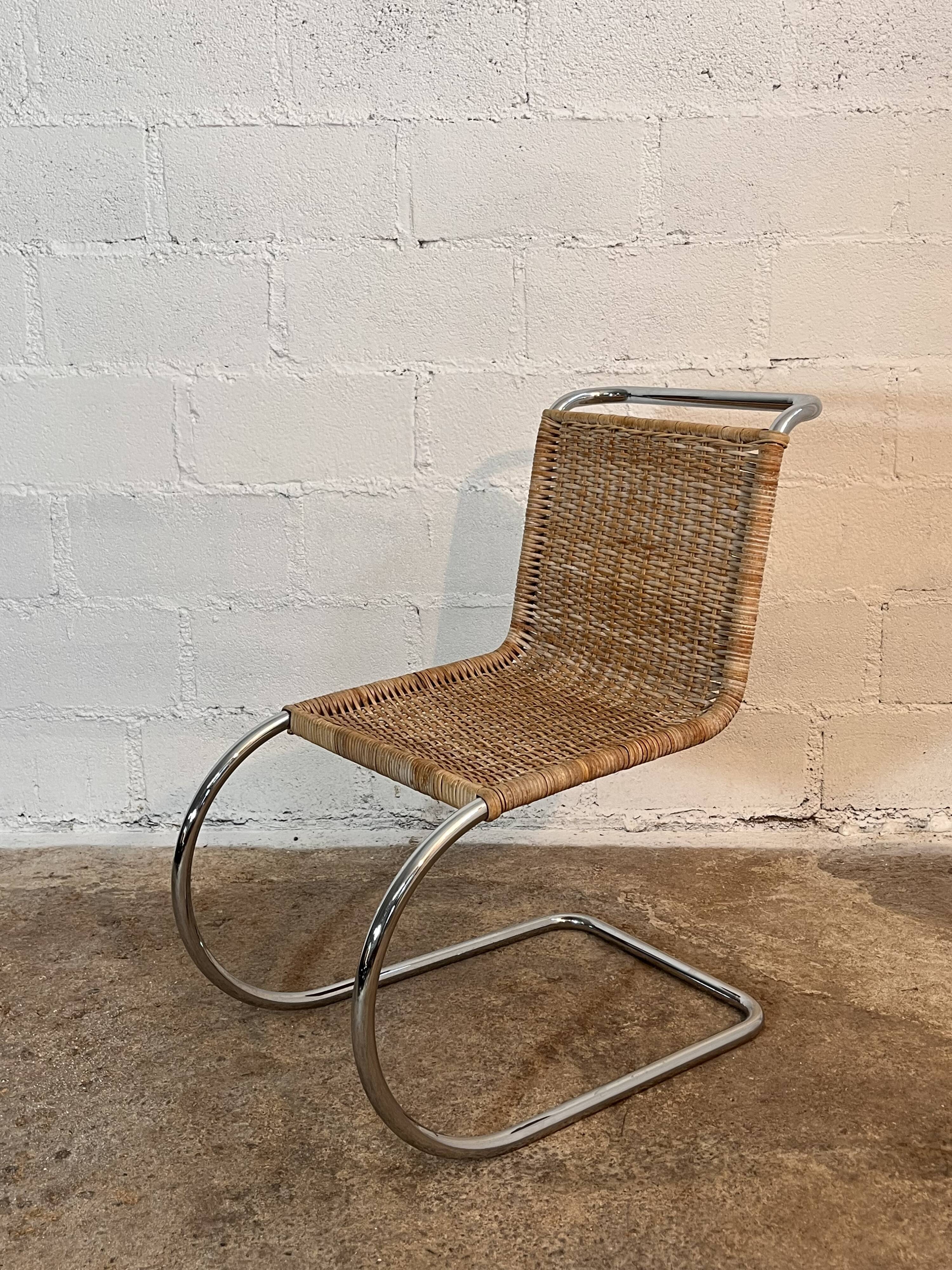 Set of 4 mr10 rattan chairs by mies van der rohe
