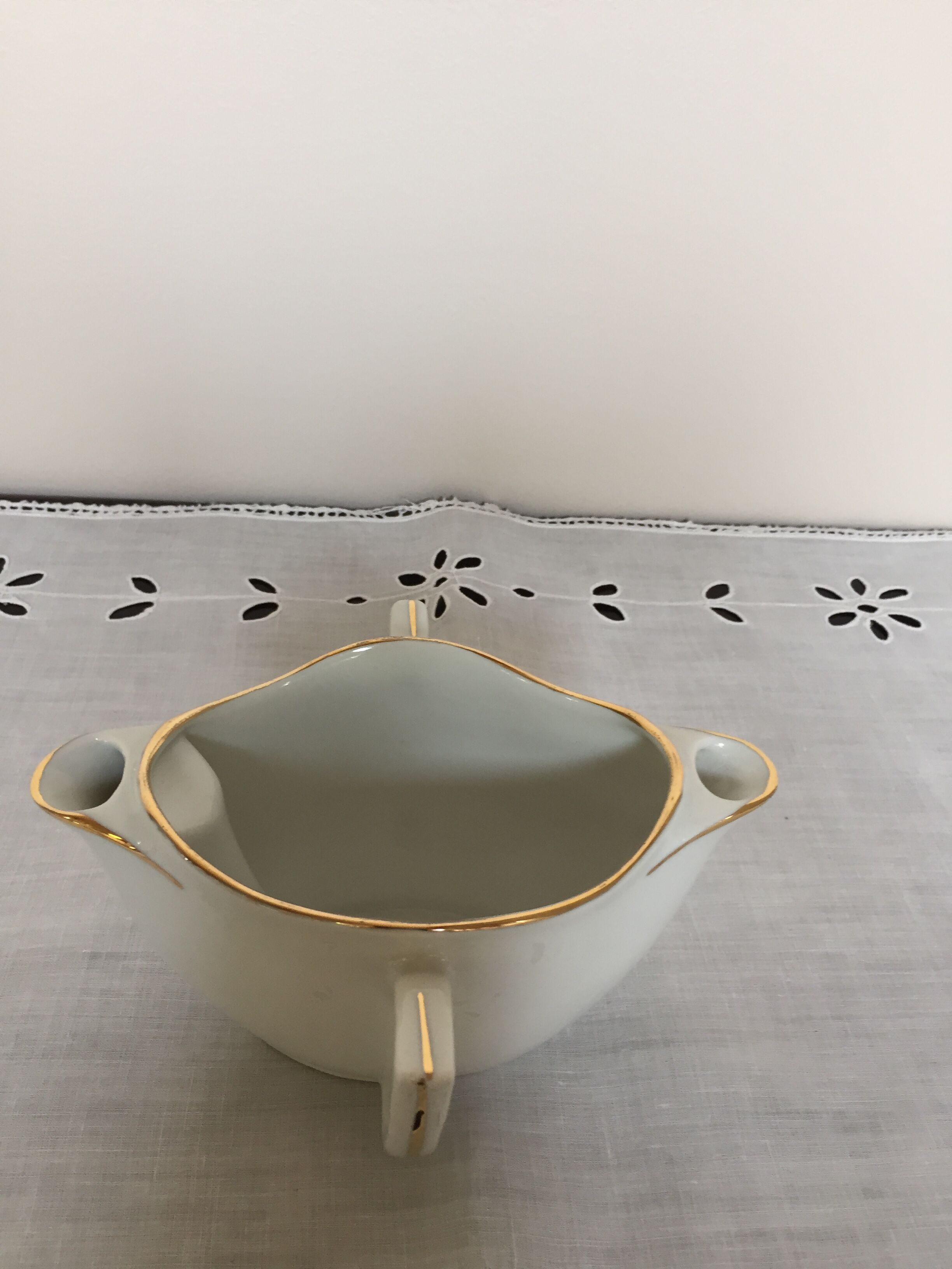 Old white porcelain saucière Fat Maigre