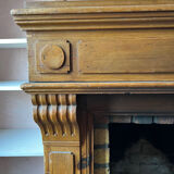 Wooden fireplace mantle