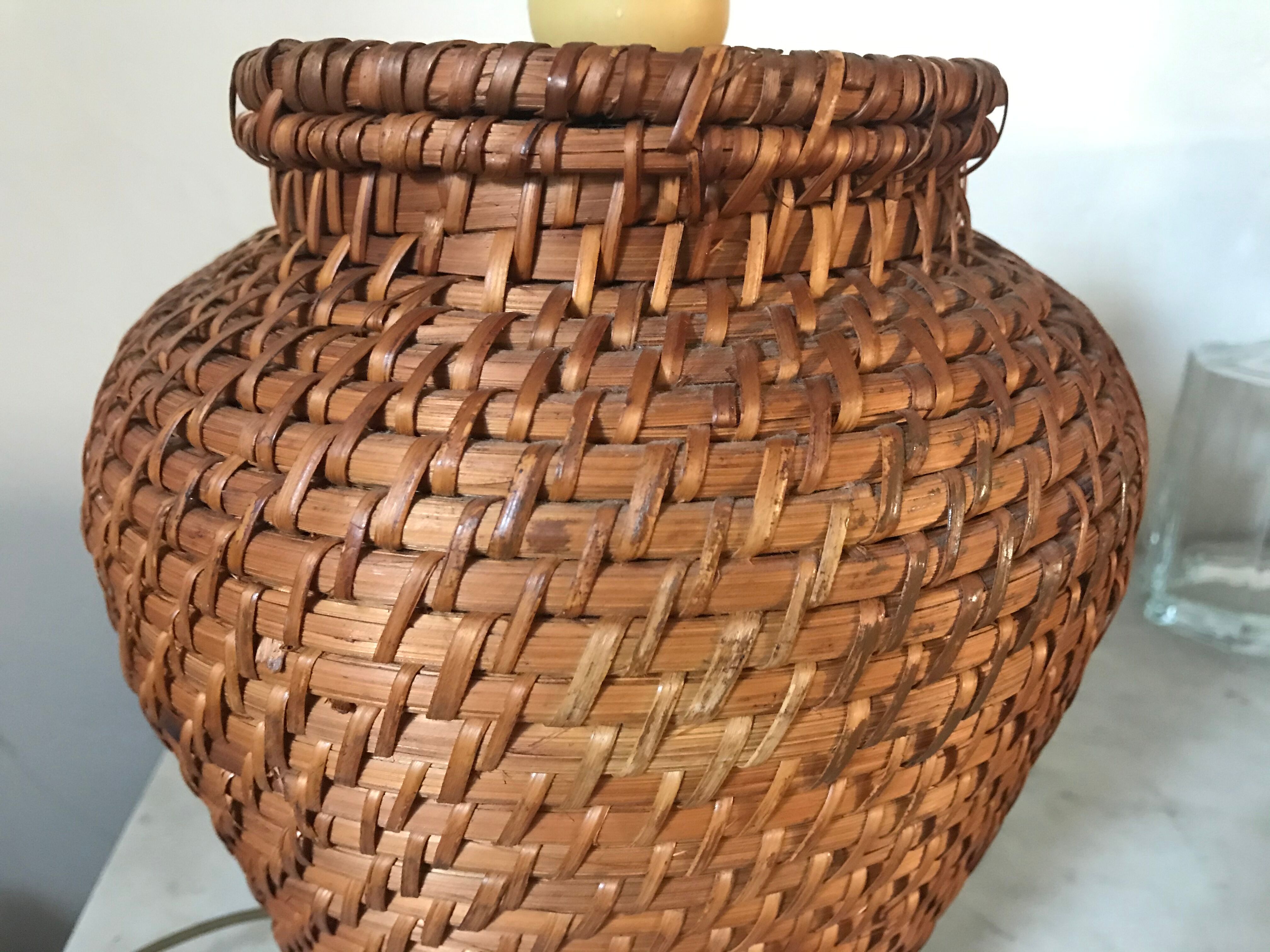 Vintage rattan lamp foot