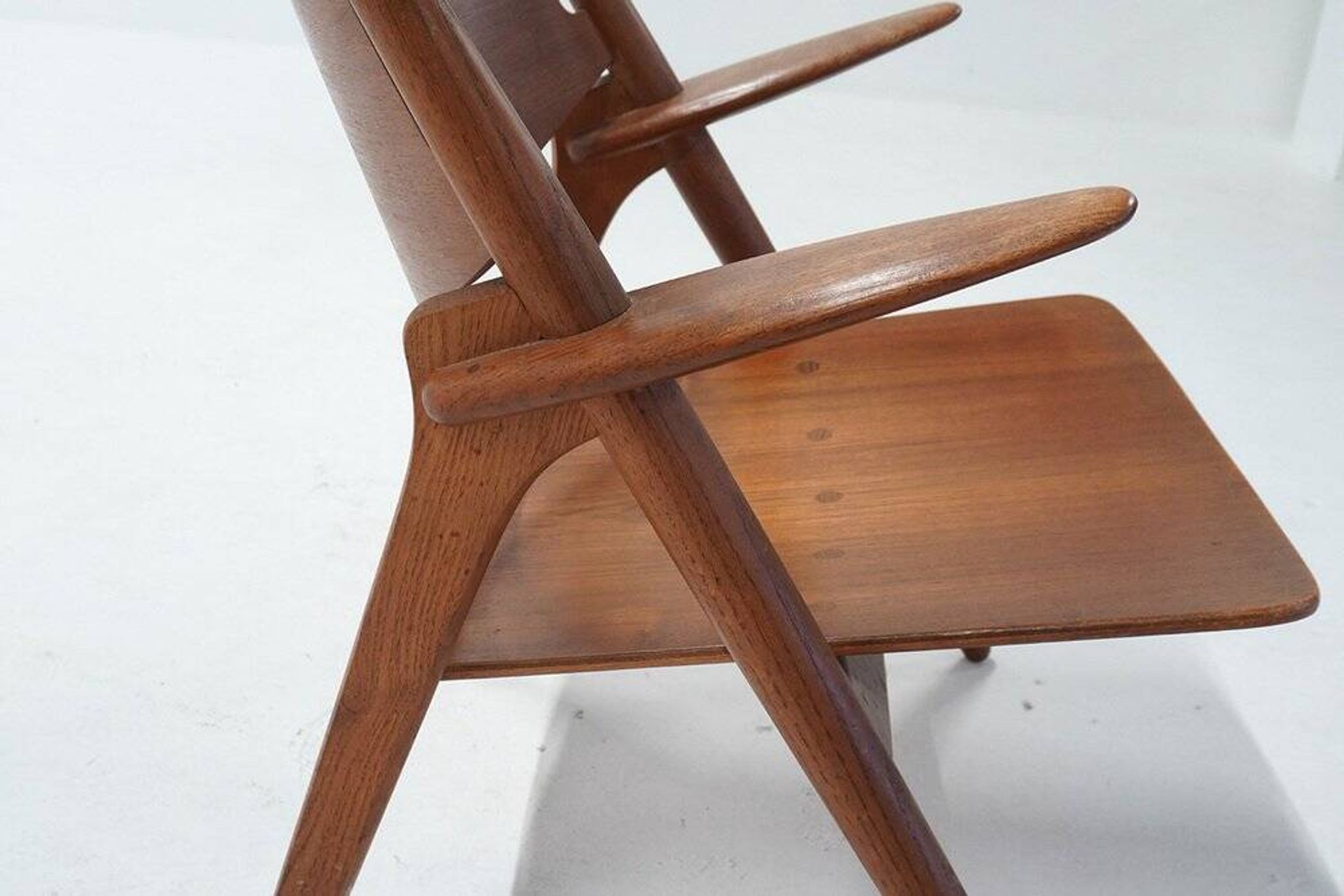 CH28 Sawbuck Lounge Chair by Hans J. Wegner for Carl Hansen, 1960s