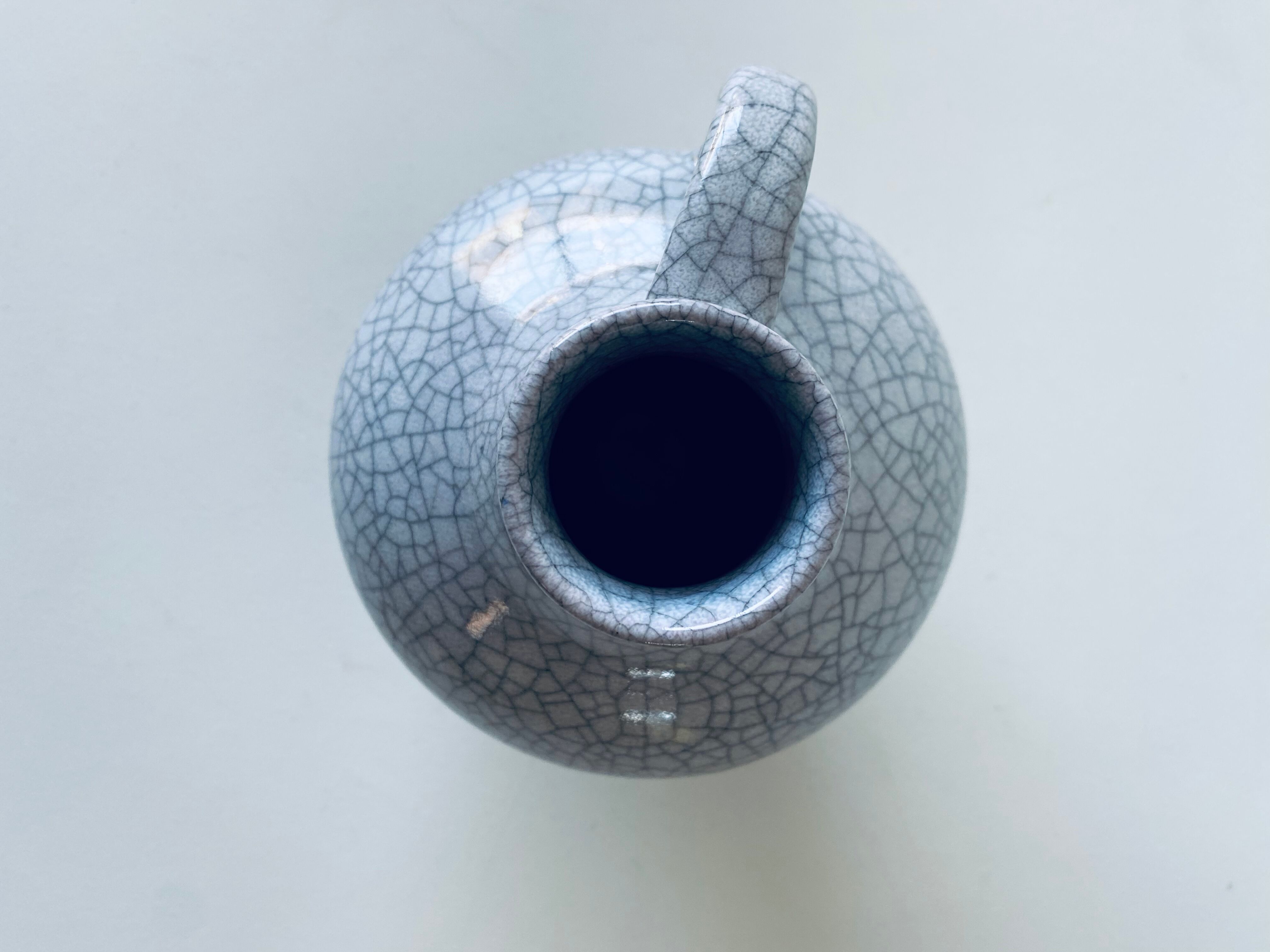 Vintage ceramic pottery cracked effect