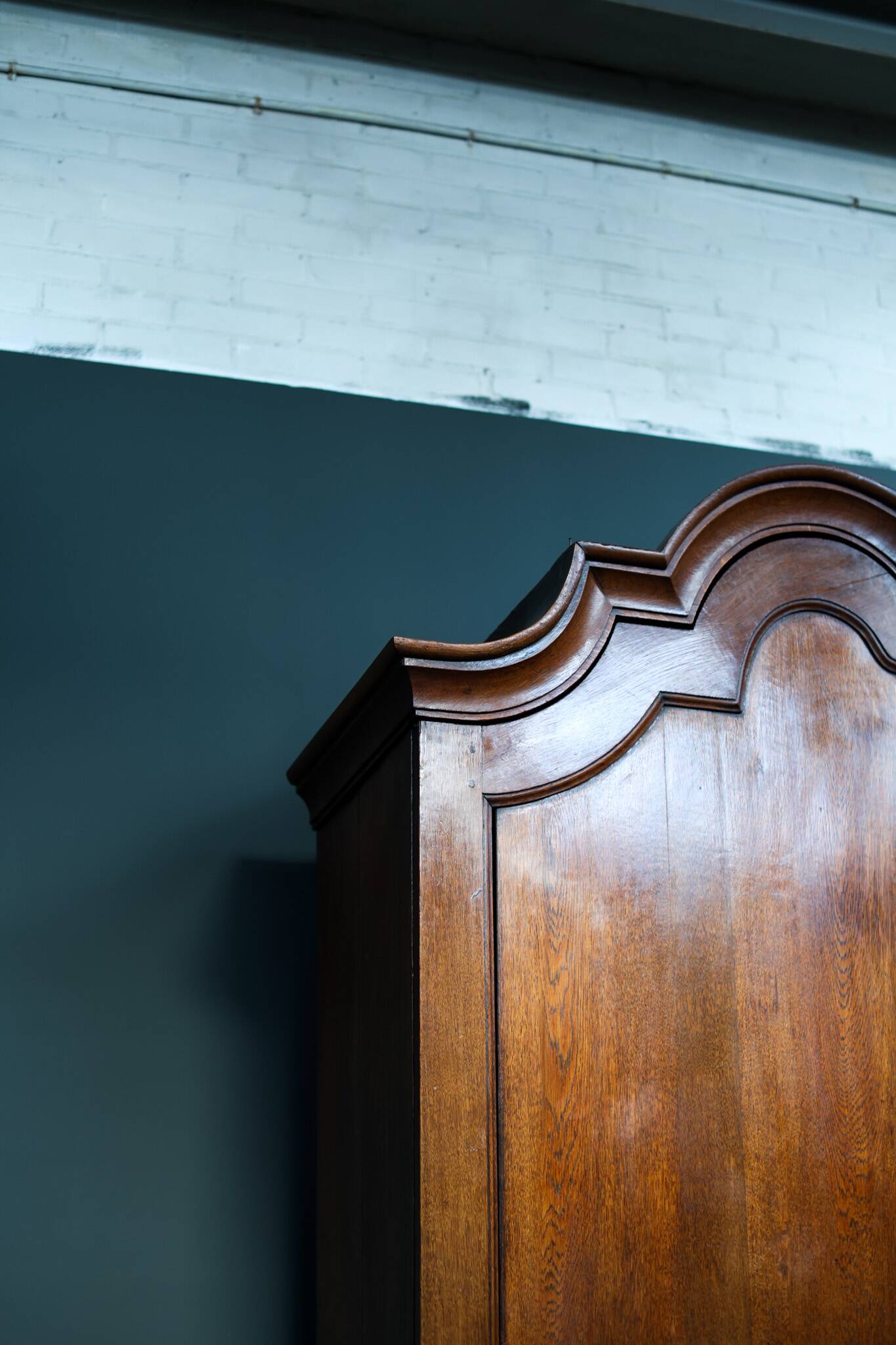 Bombe armoire hollandaise xviiie siècle