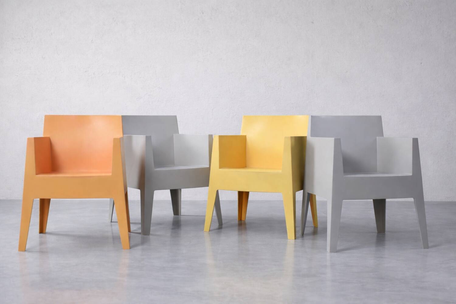 Set of 4 Vintage Mid-Century Modern Atlantide Collection Toy Plastic Chairs