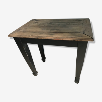 Black and raw side table