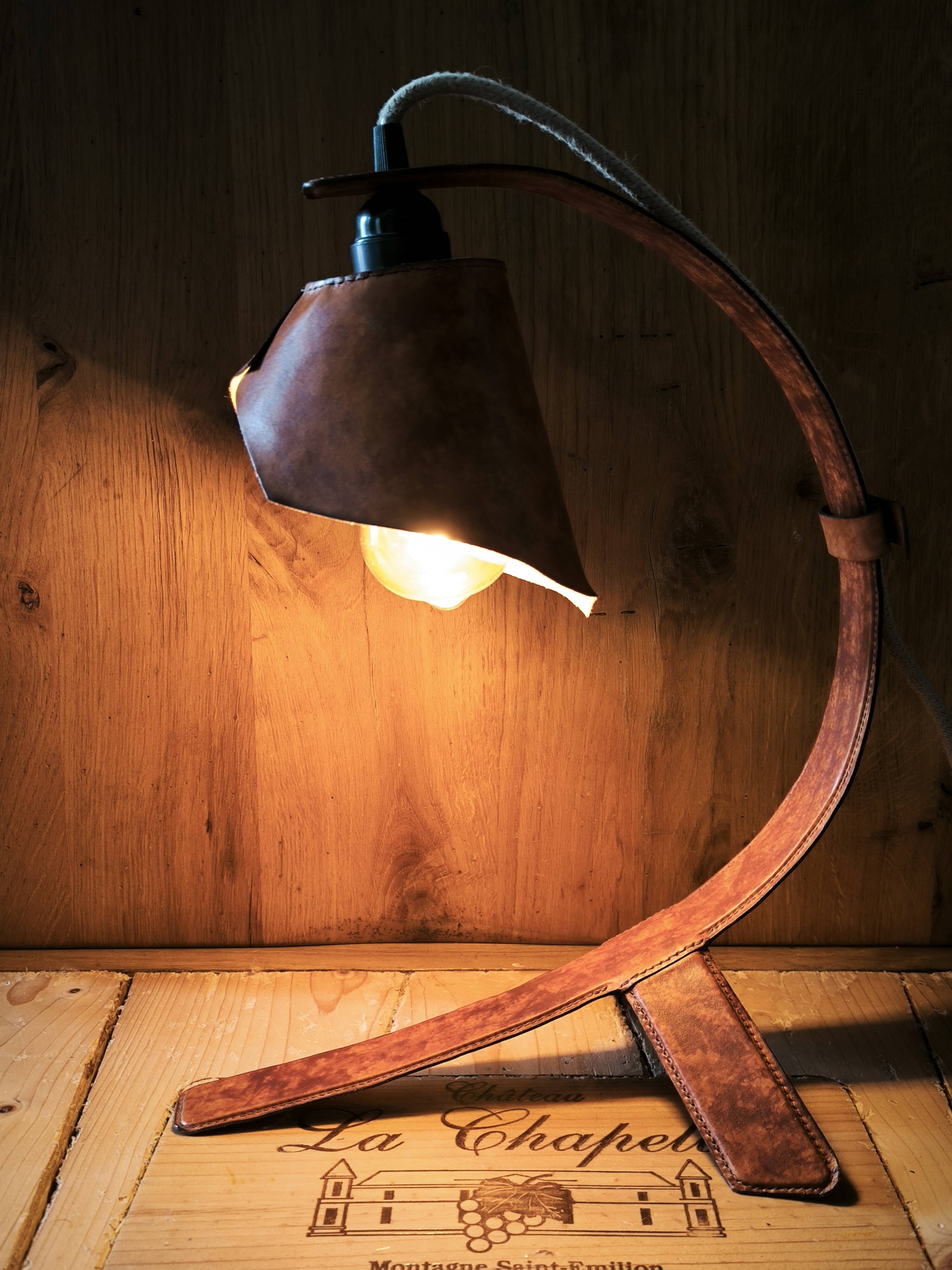 "Organic" Desk Lamp Marble Italian Vegetable Leather & Aluminium