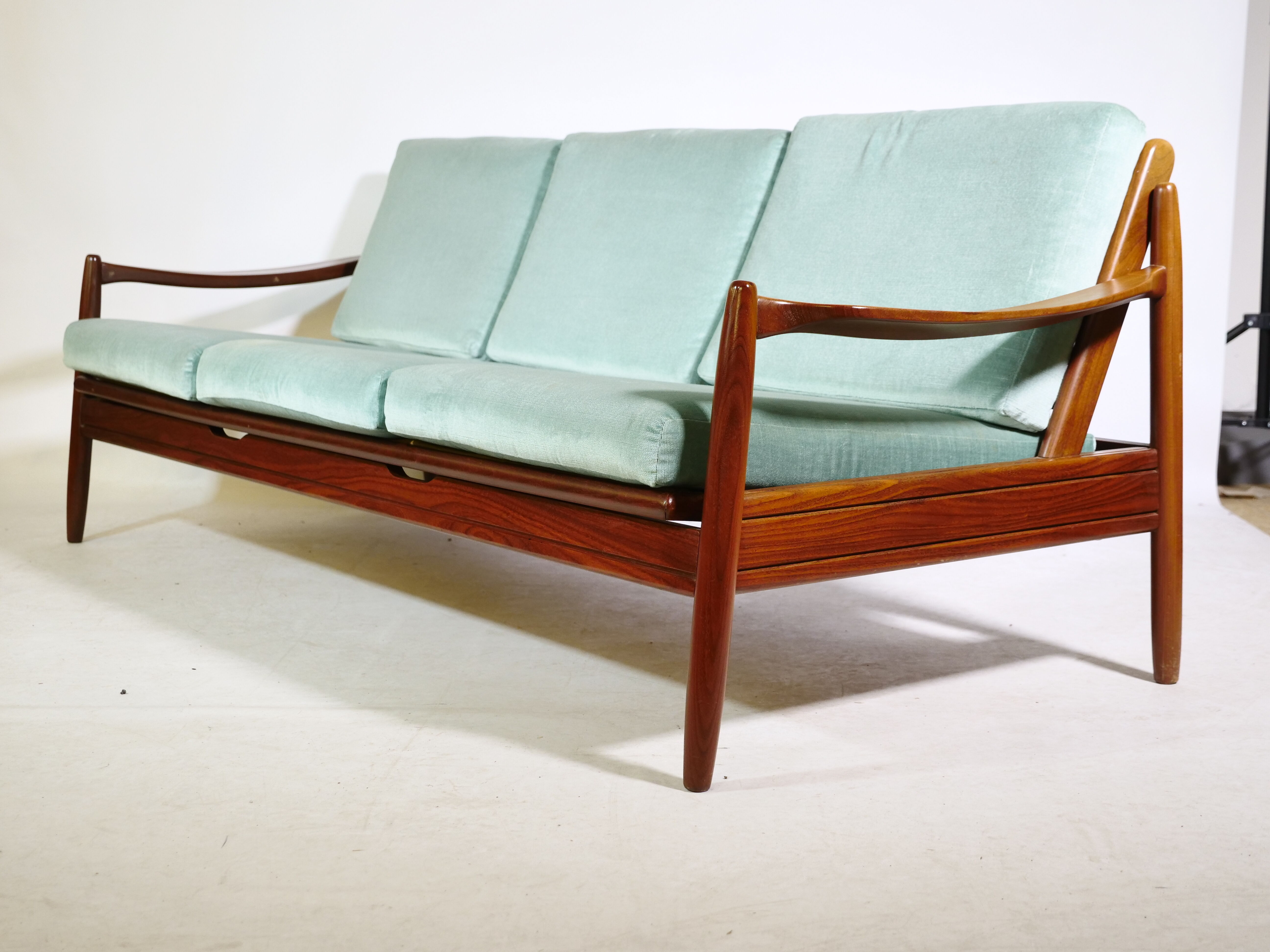 Mid-Century Teak Daybed Sofa from Denmark, 1960s Design