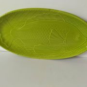 Plat à poisson Gien vert vintage en relief