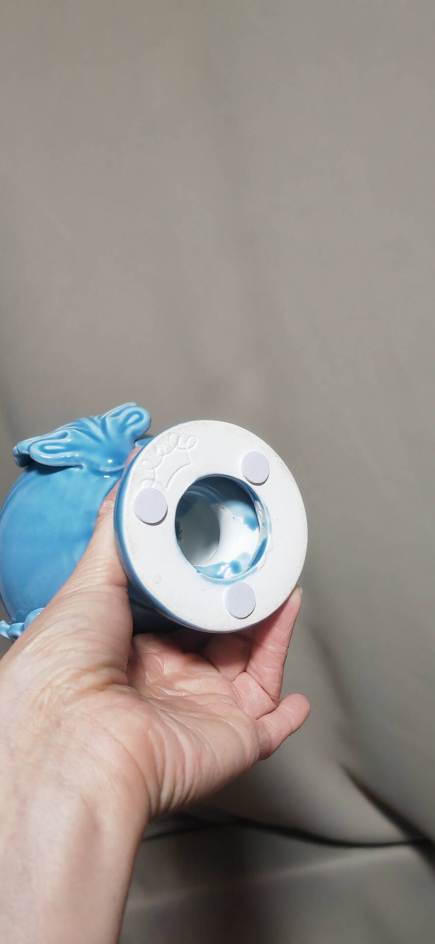 Ceramic pumo