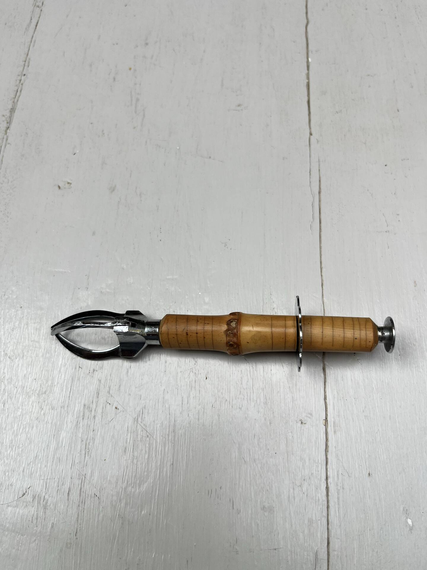 Bamboo sugar tongs