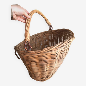 Rattan bicycle basket