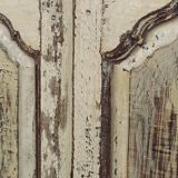 Armoire ancienne jaune en bois