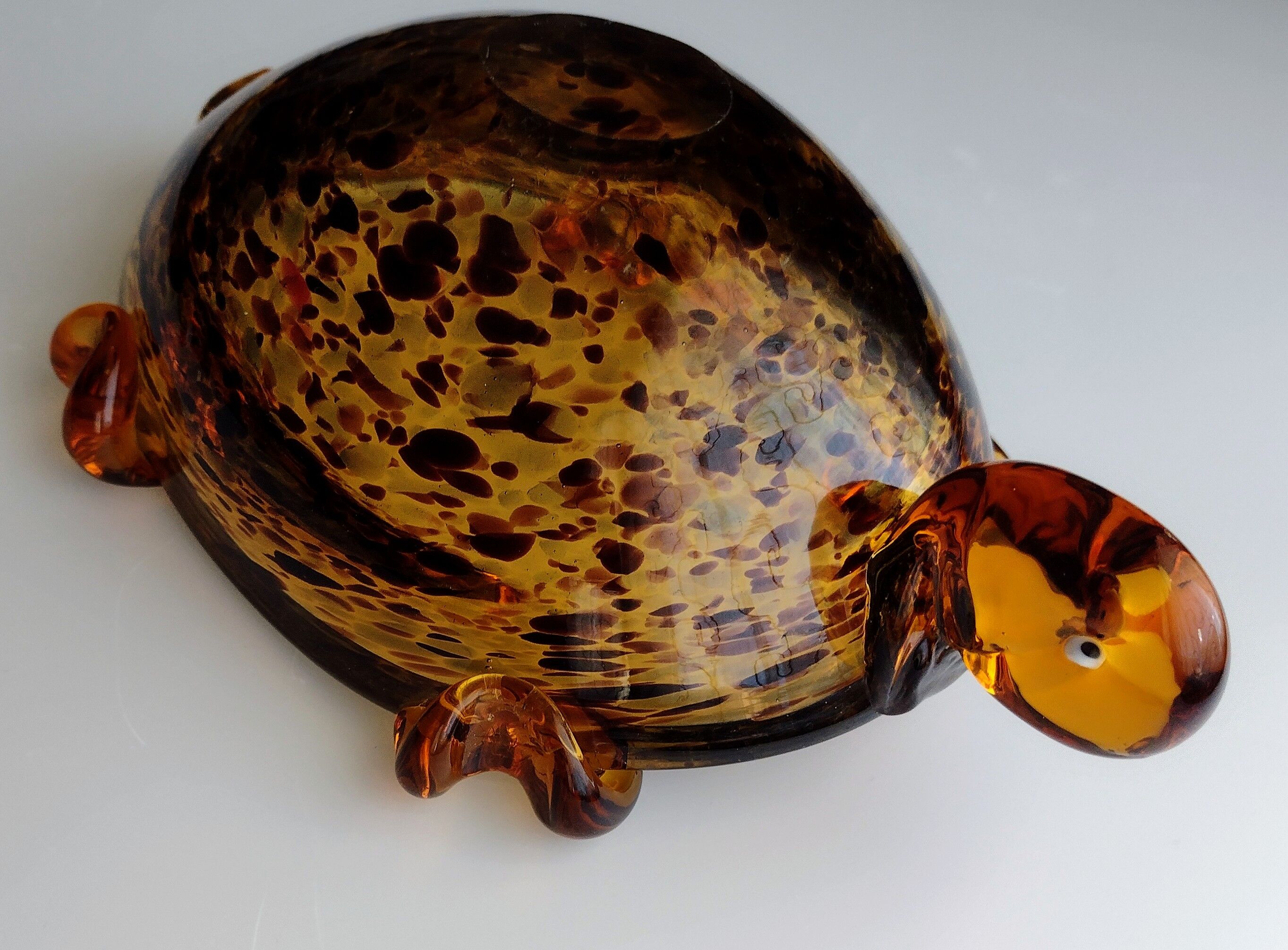 Murano speckled glass tortoise ashtray decoration
