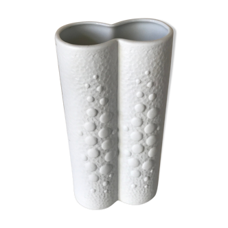 Biscuit vase design 70 years