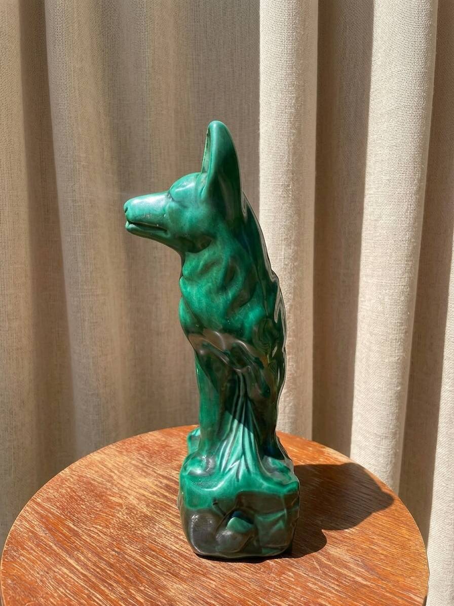 Art Deco sculpture (ceramic)