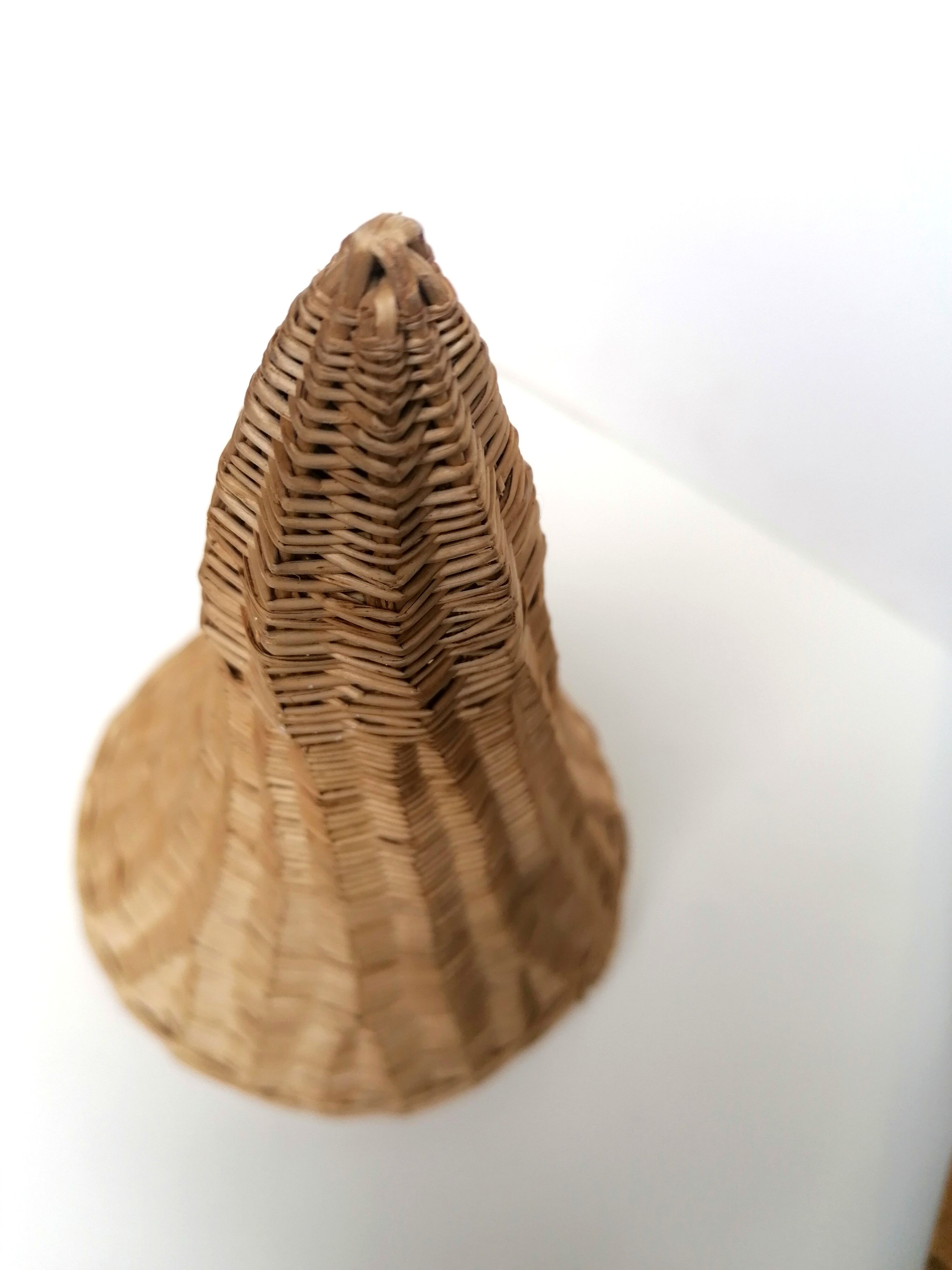 Wicker basket in cornucopia shape