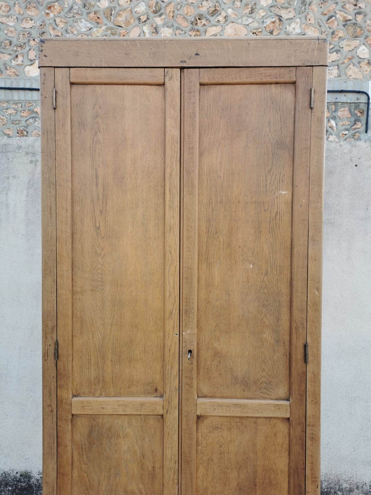 Parisian oak cabinet