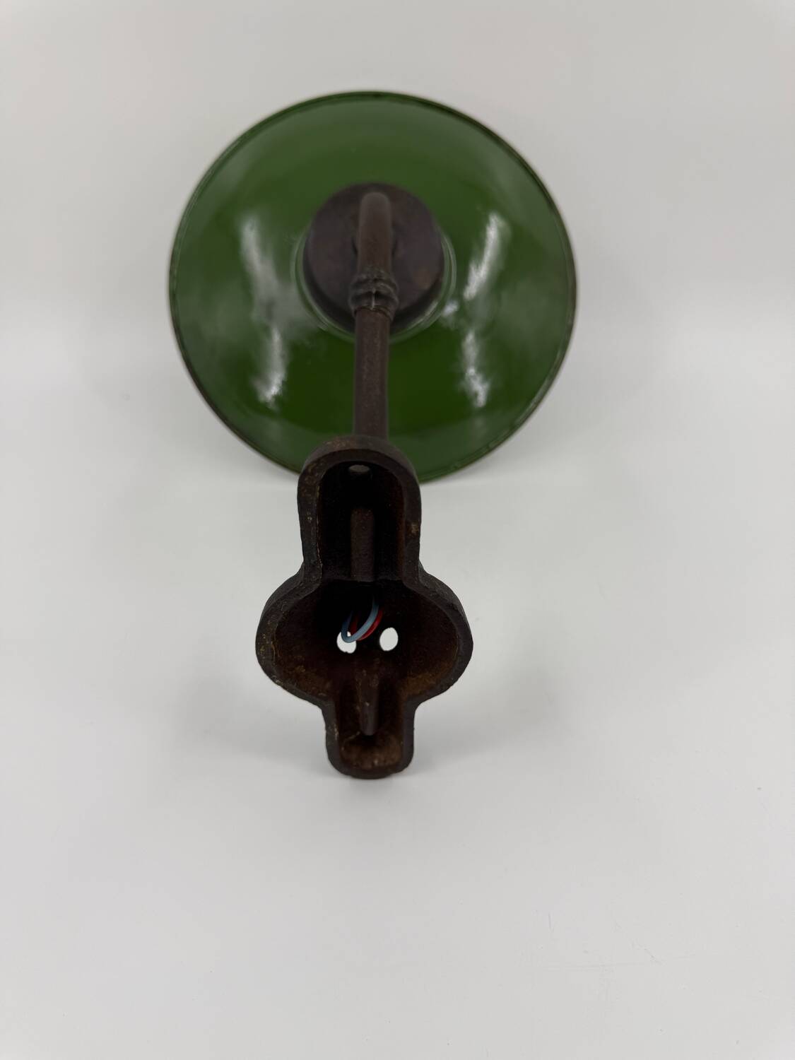 Court lamp