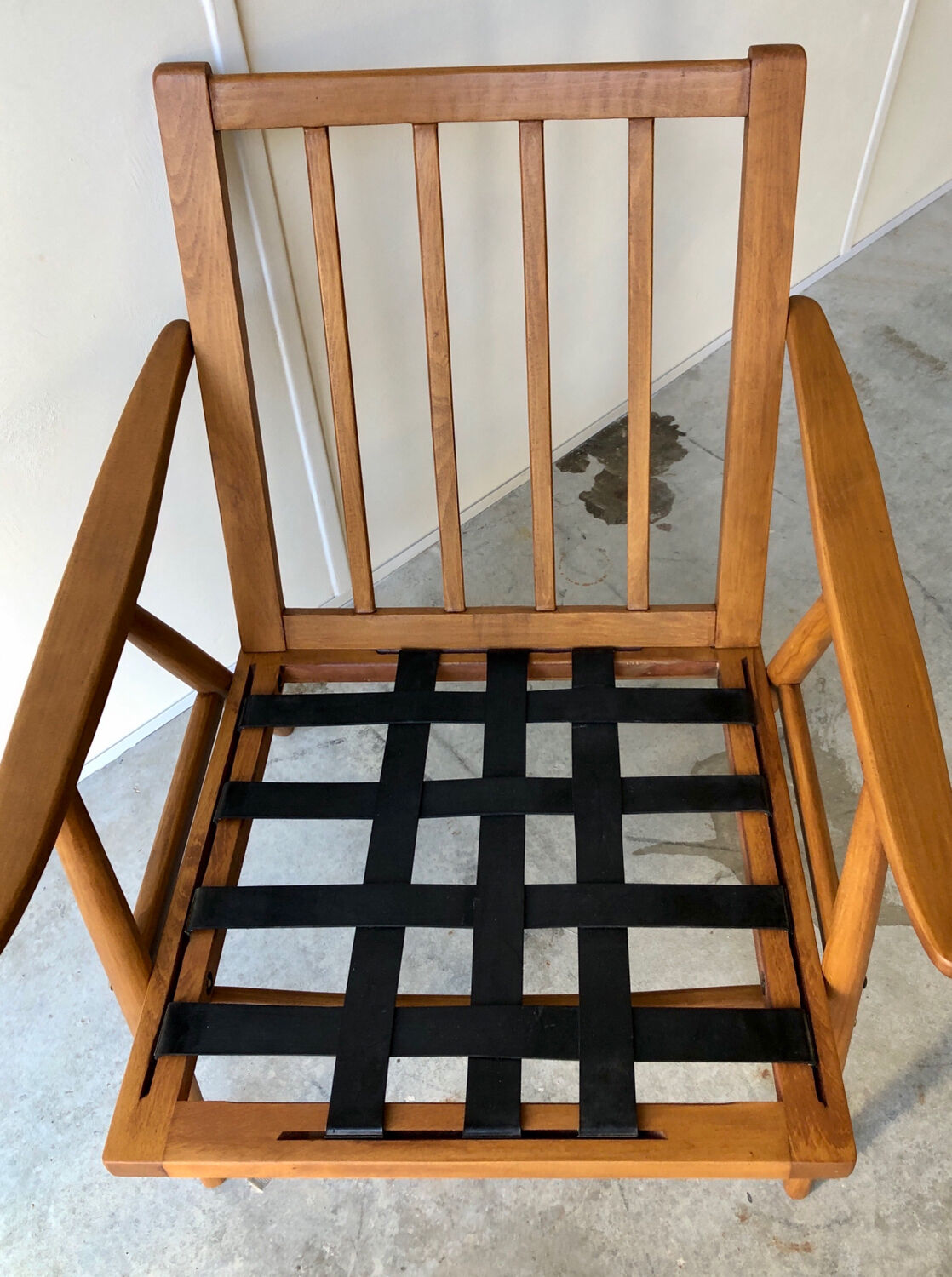 Boomerang armchair TON