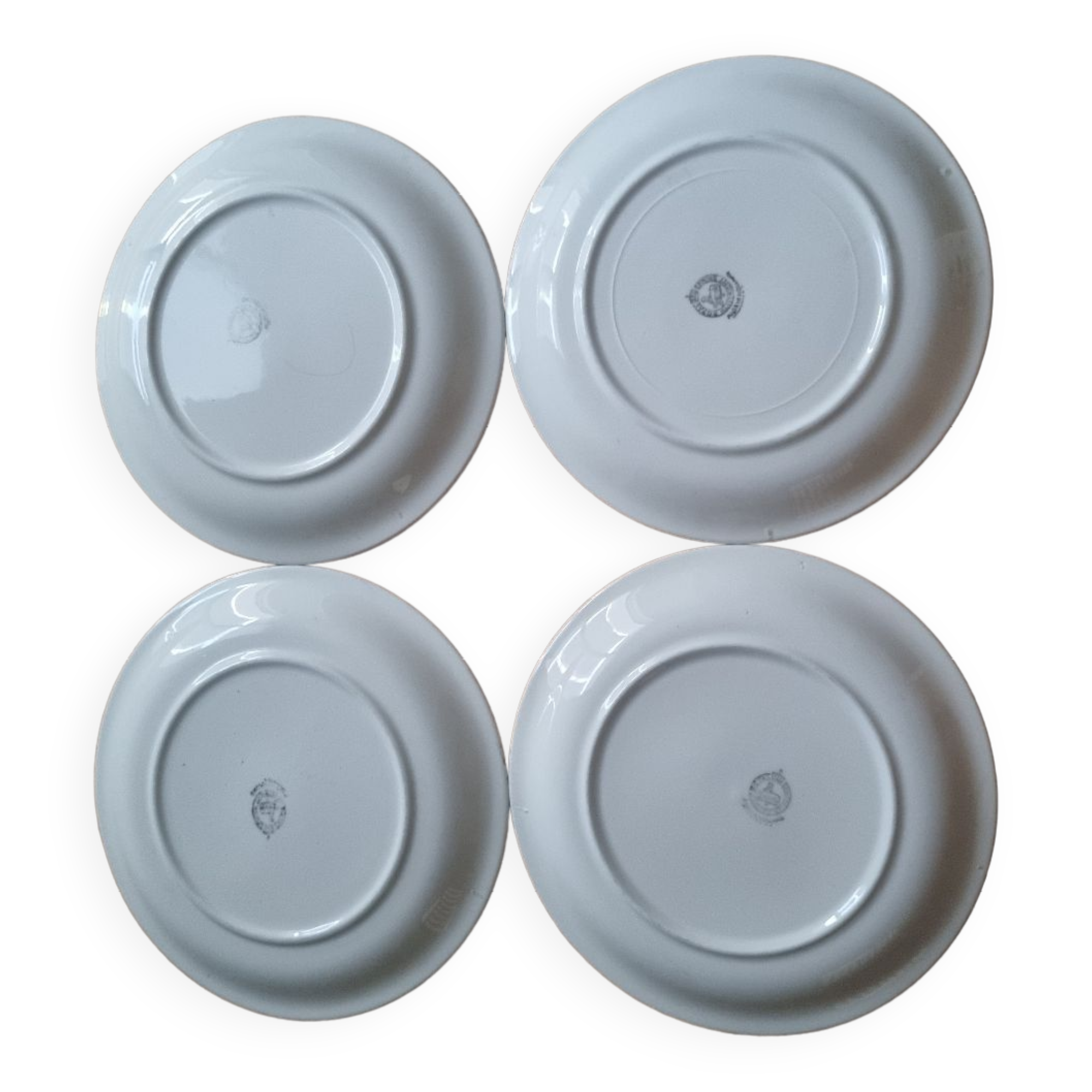 4 plates